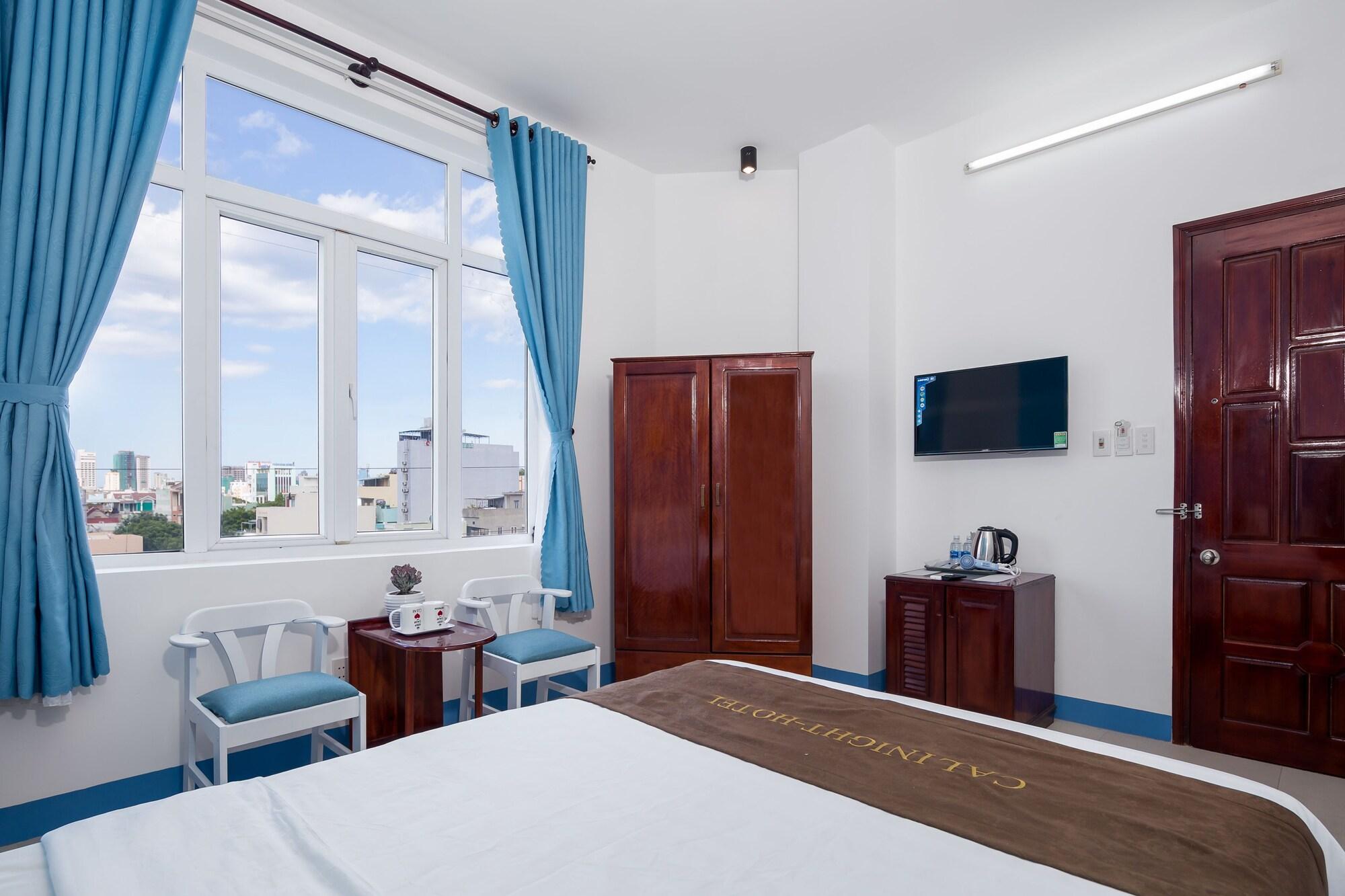 Cali Night Hotel Da Nang Esterno foto